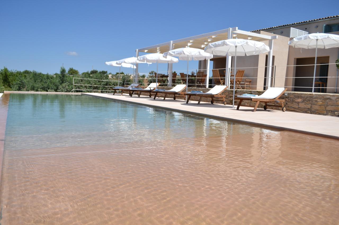 Relais Casina Miregia Hotel Менфи Екстериор снимка