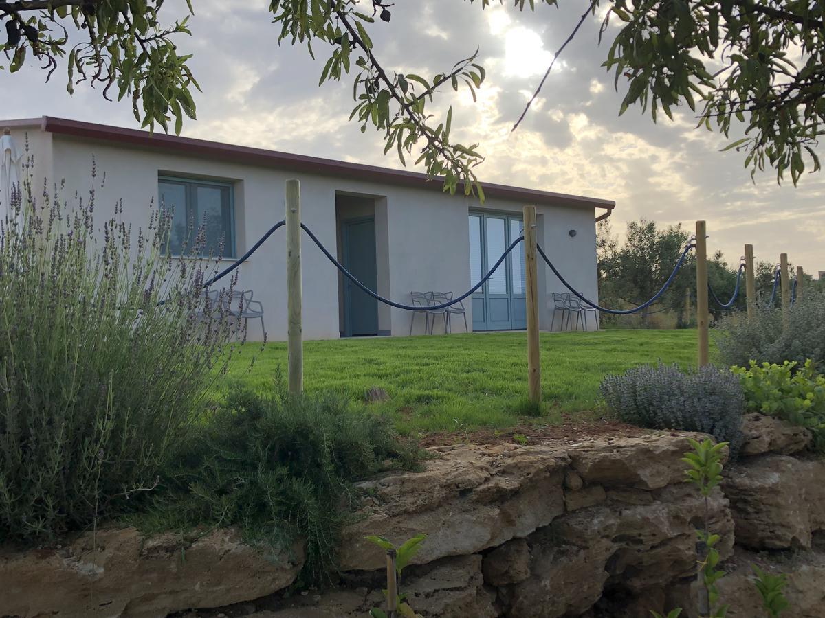Relais Casina Miregia Hotel Менфи Екстериор снимка