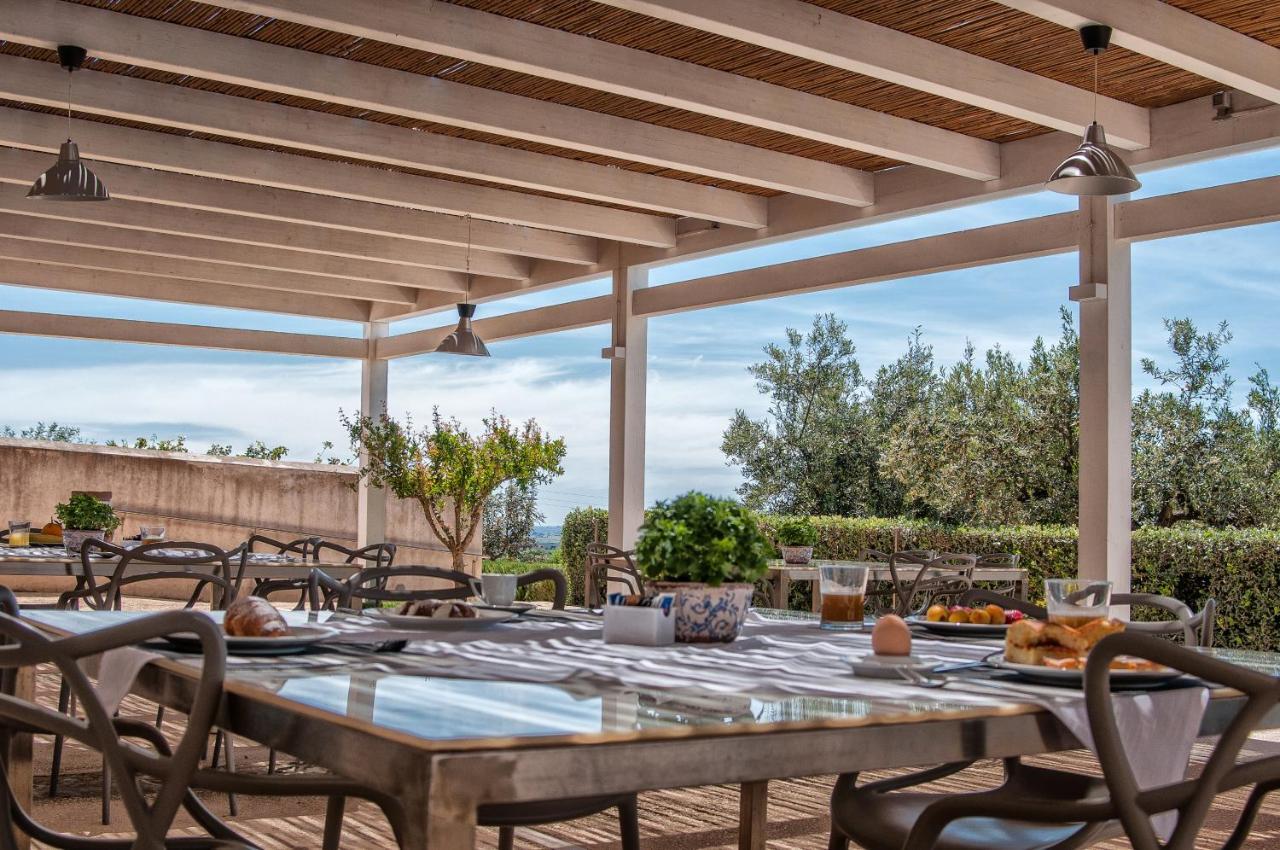 Relais Casina Miregia Hotel Менфи Екстериор снимка